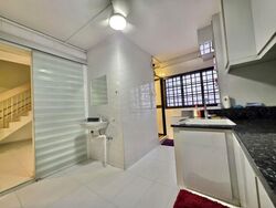 Blk 405 Hong Kah Court (Jurong West), HDB Executive #604854631